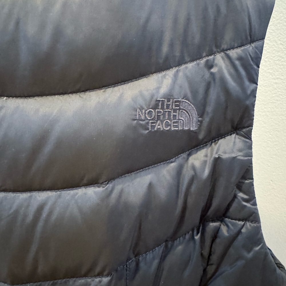 Northface Vest - Picture 4 of 5